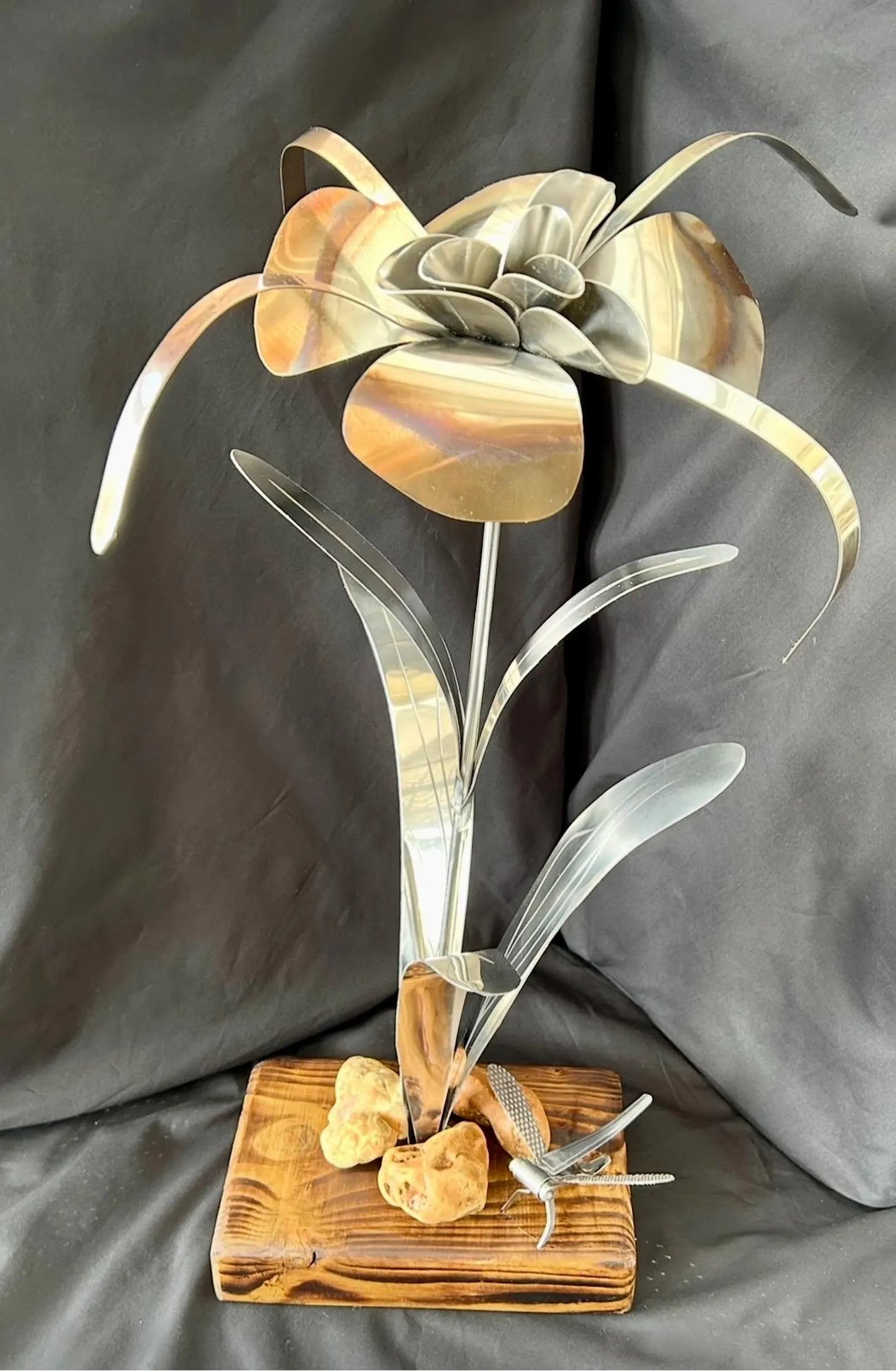 Stainless Steel Metal Flower Sculpture Personalised Gift for Indoor and Outdoor Living