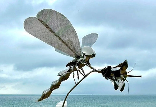 Handcrafted Stainless Steel Dragonfly Sculpture: Modern Garden Art